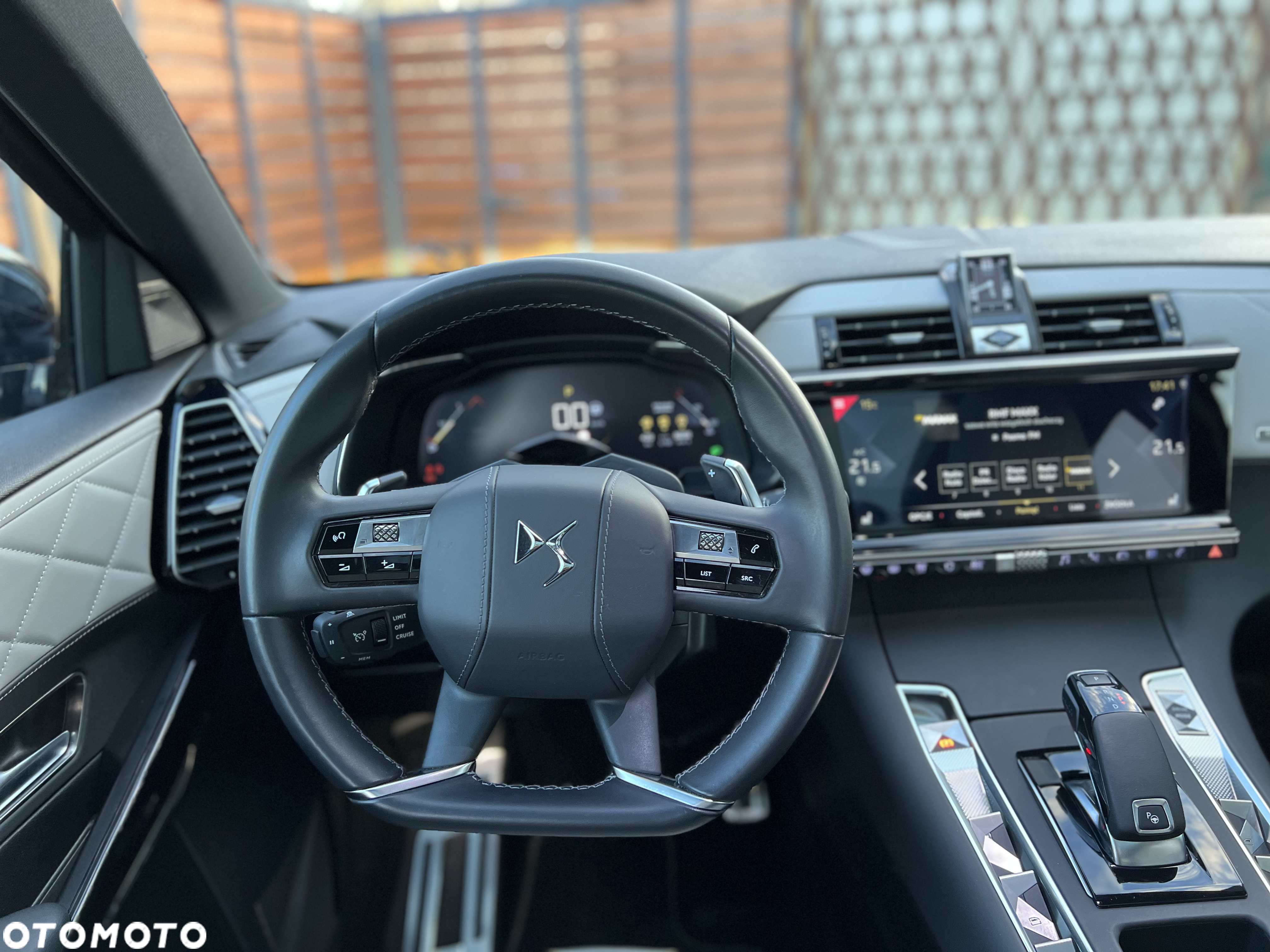 DS Automobiles DS 7 Crossback - 11