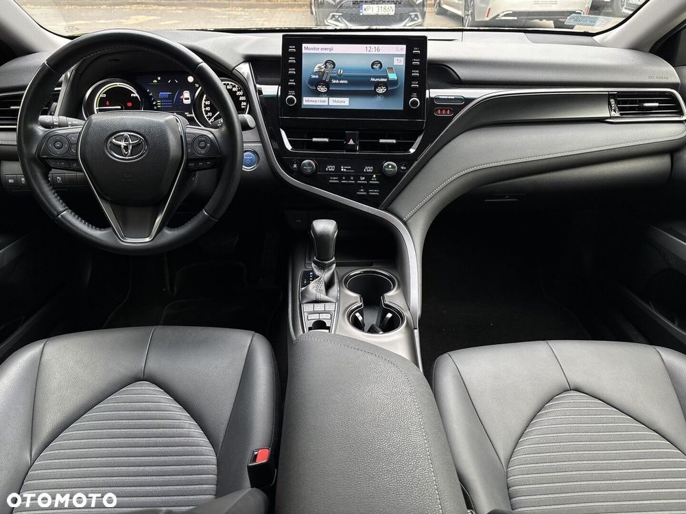 Toyota Camry 2.5 Hybrid Prestige CVT - 4