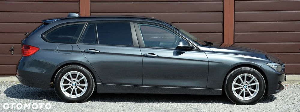 BMW Seria 3 318d DPF - 8