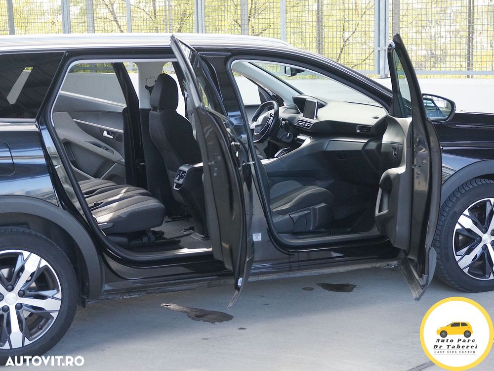 Peugeot 5008 1.6 BlueHDI EAT6 Active - 17