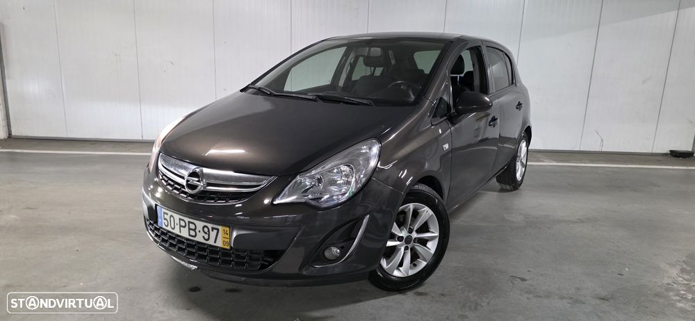 Opel Corsa 1.2 Go! FlexFuel - 4