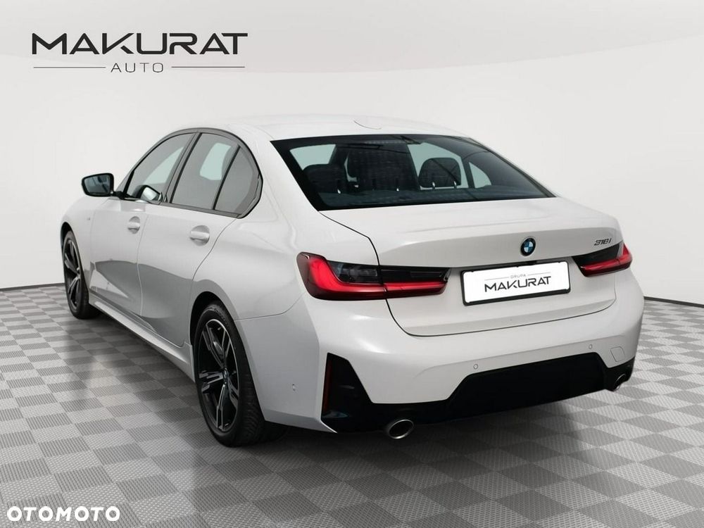 BMW Seria 3 318i M Sport - 4