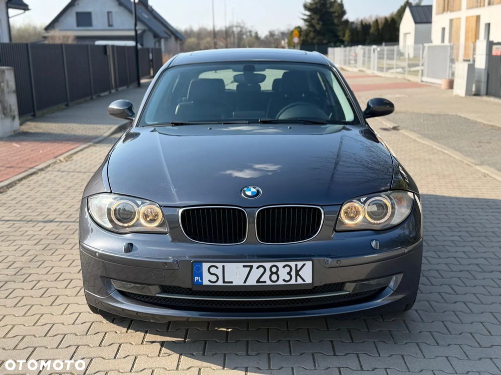 BMW Seria 1 123d DPF Edition Sport - 2