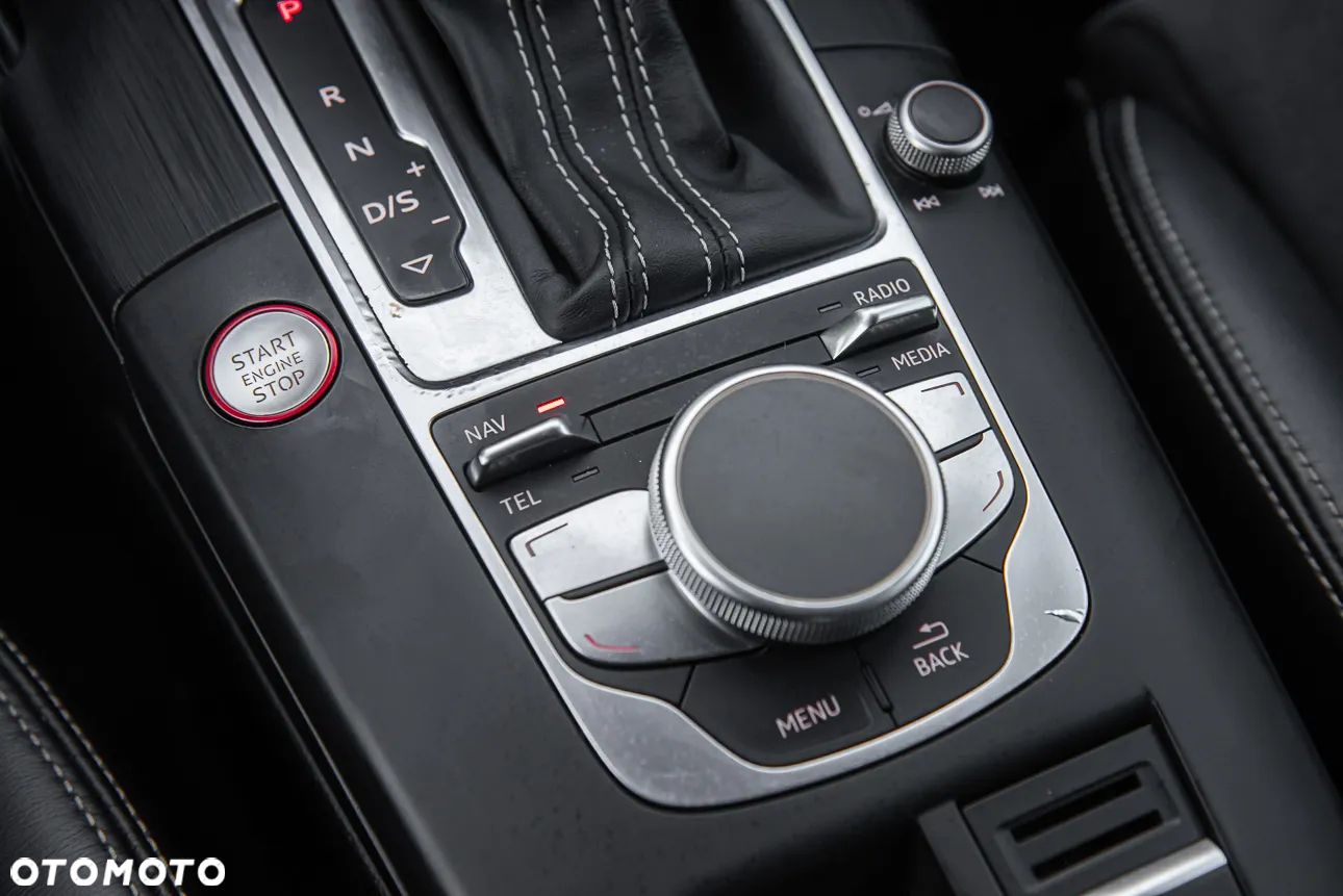 Audi S3 TFSI Sportback S tronic - 26