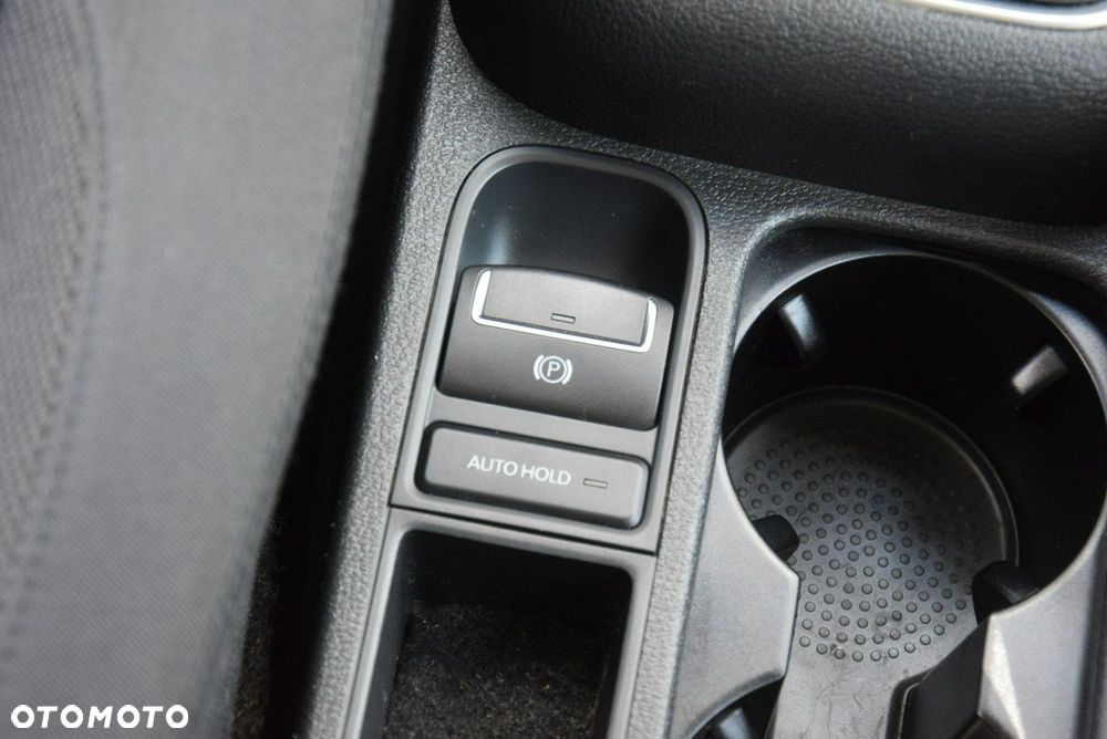 Volkswagen Tiguan 2.0 TDI DPF BlueMotion Technology Sport & Style - 34