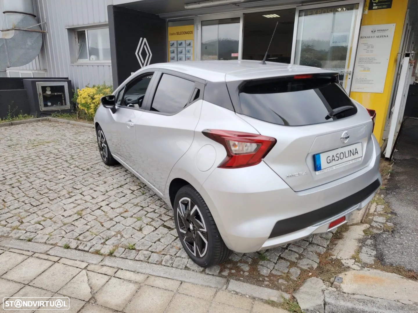 Nissan Micra 1.0 IG-T Acenta - 11