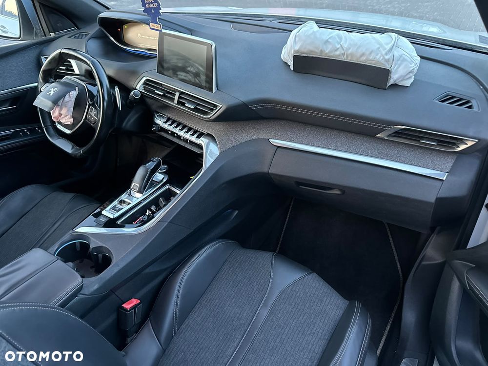Peugeot 5008 1.6 THP Allure S&S EAT6 - 8
