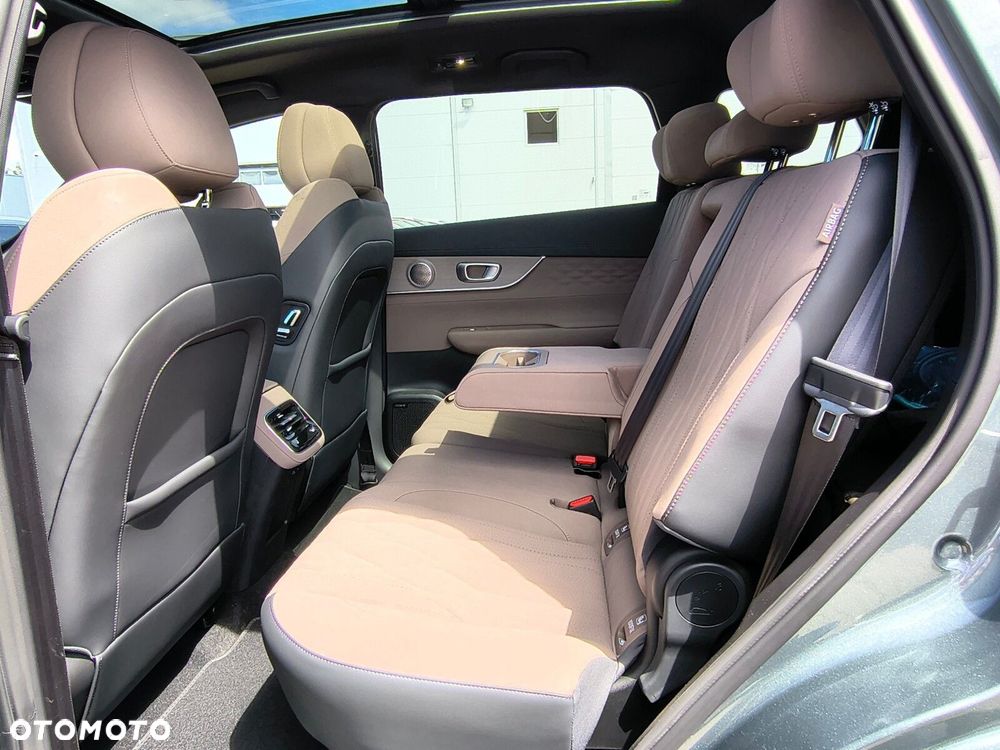 Chery Tiggo 8 1.5 T-GDI Super Hybrid Prestige DCT - 13