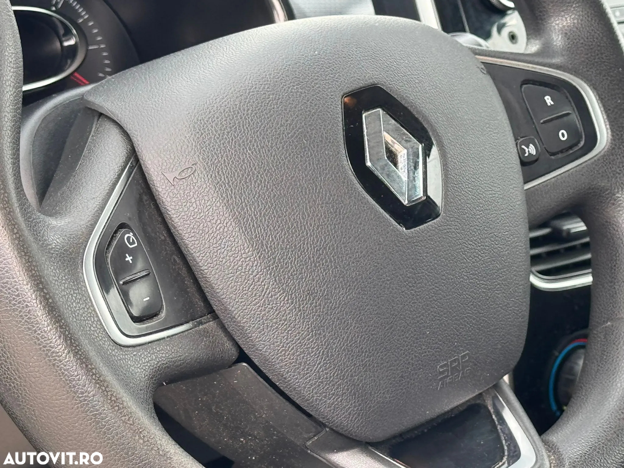 Renault Clio IV dCi Energy Life - 20