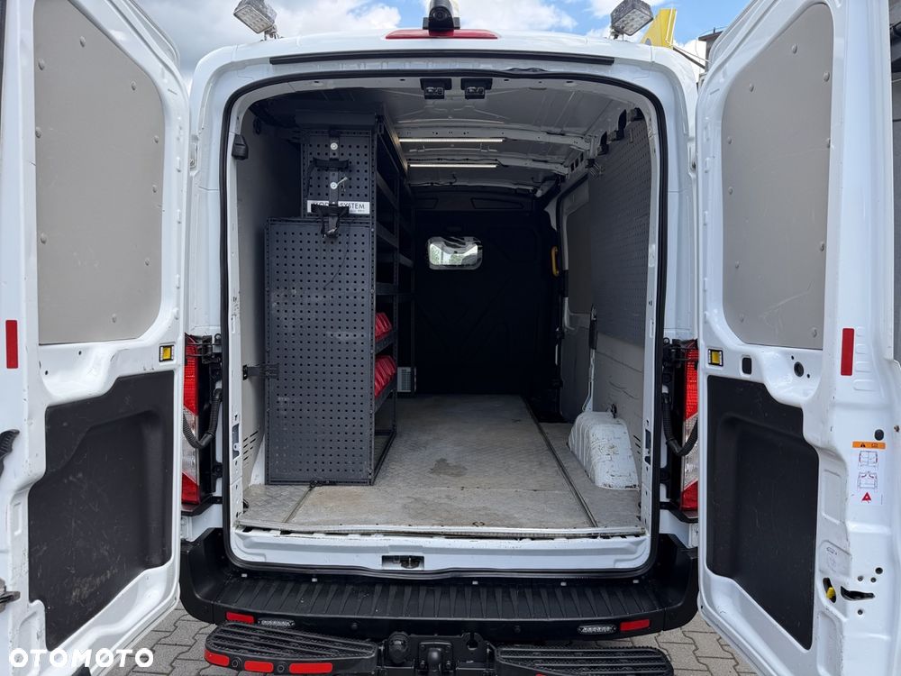 Ford Transit - 22