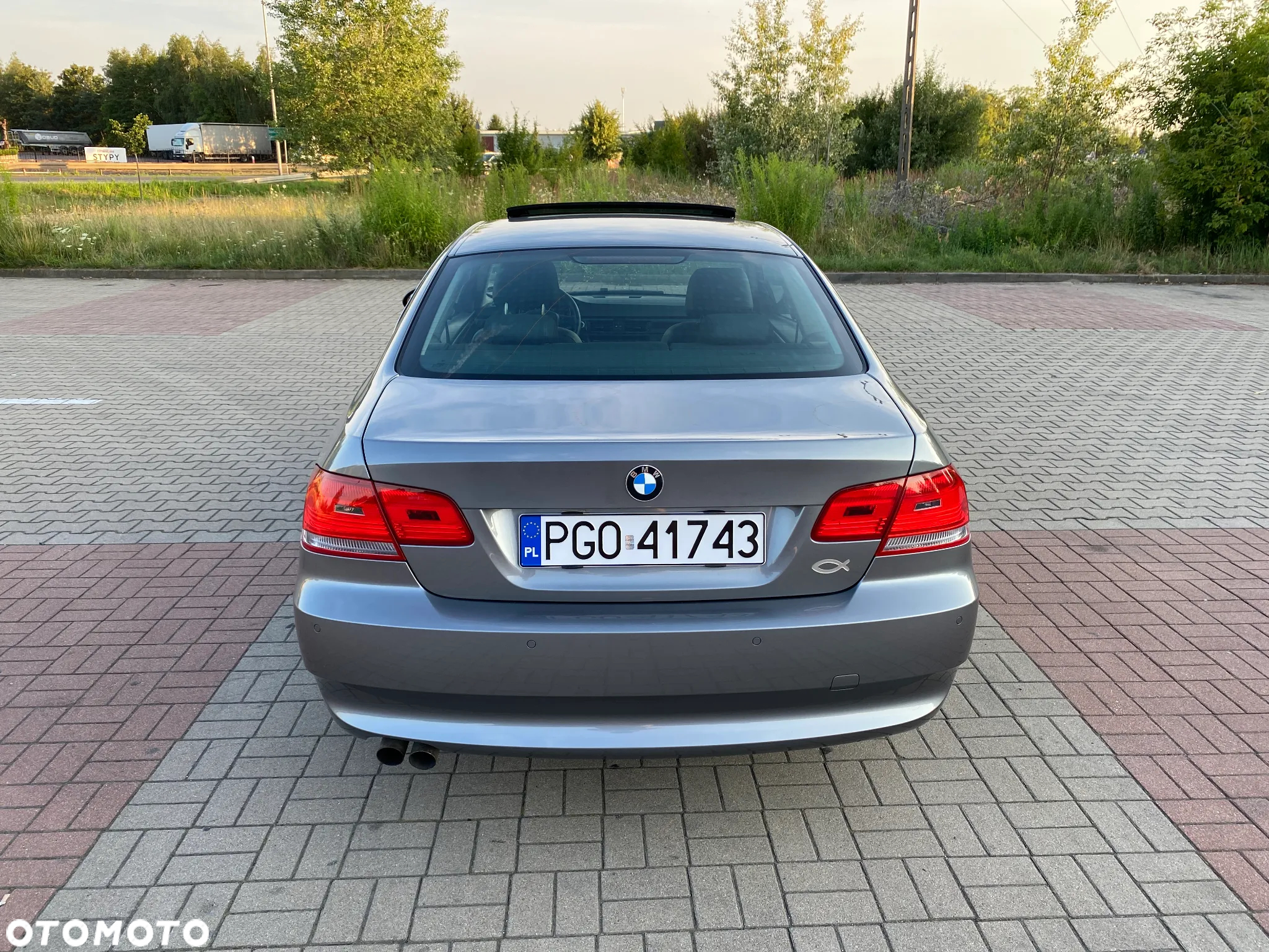 BMW Seria 3 325i - 4