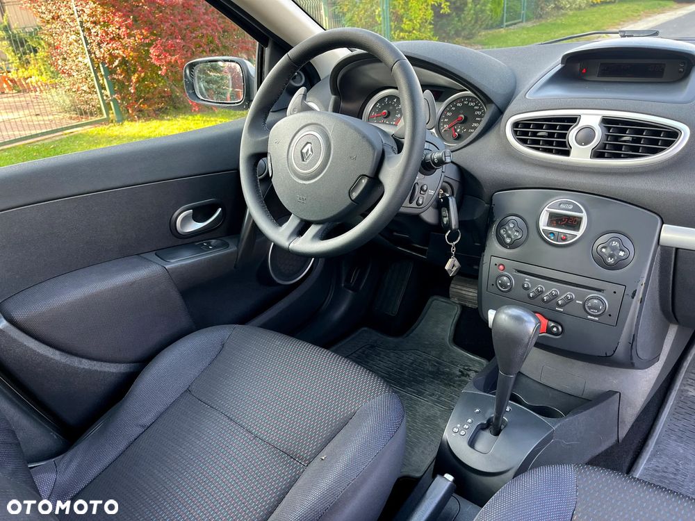 Renault Clio 1.6 16V Dynamique - 6