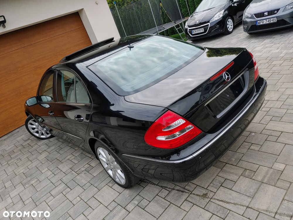 Mercedes-Benz Klasa E 350 7G-TRONIC Elegance - 17