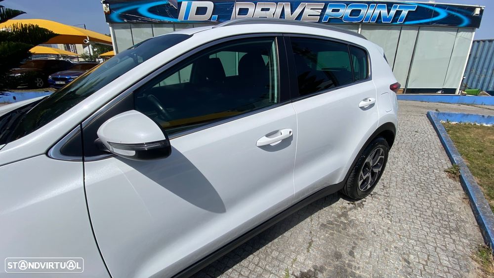 Kia Sportage 1.6 CRDI ISG Urban - 18