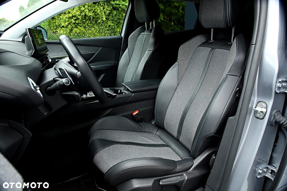 Peugeot 3008 1.2 PureTech Allure Pack S&S EAT8 - 22