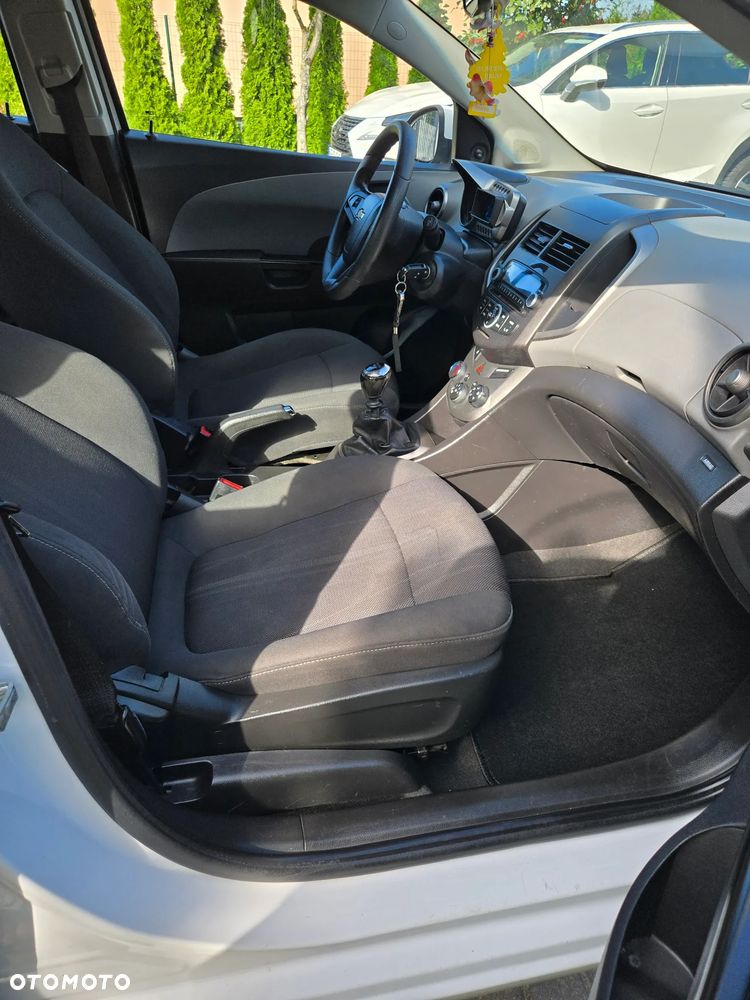 Chevrolet Aveo 1.2 LT+ - 9
