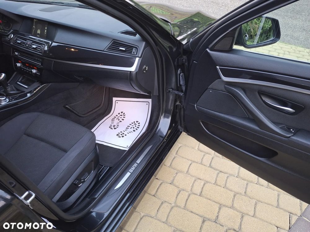BMW Seria 5 520d - 17