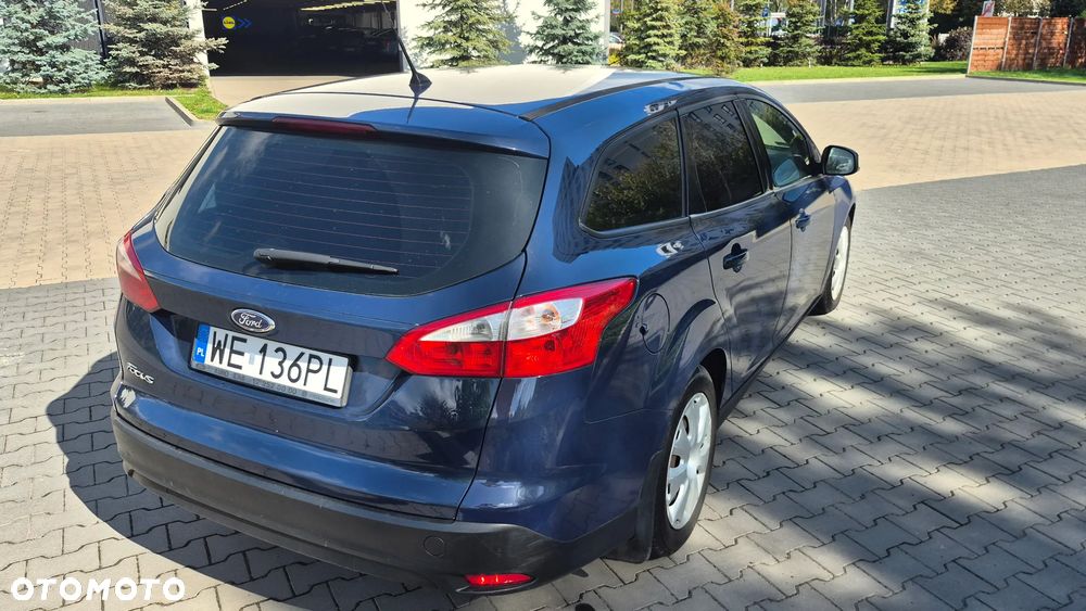 Ford Focus 1.6 TDCi Ambiente - 11