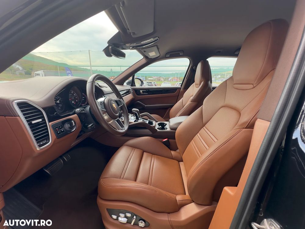Porsche Cayenne S - 12