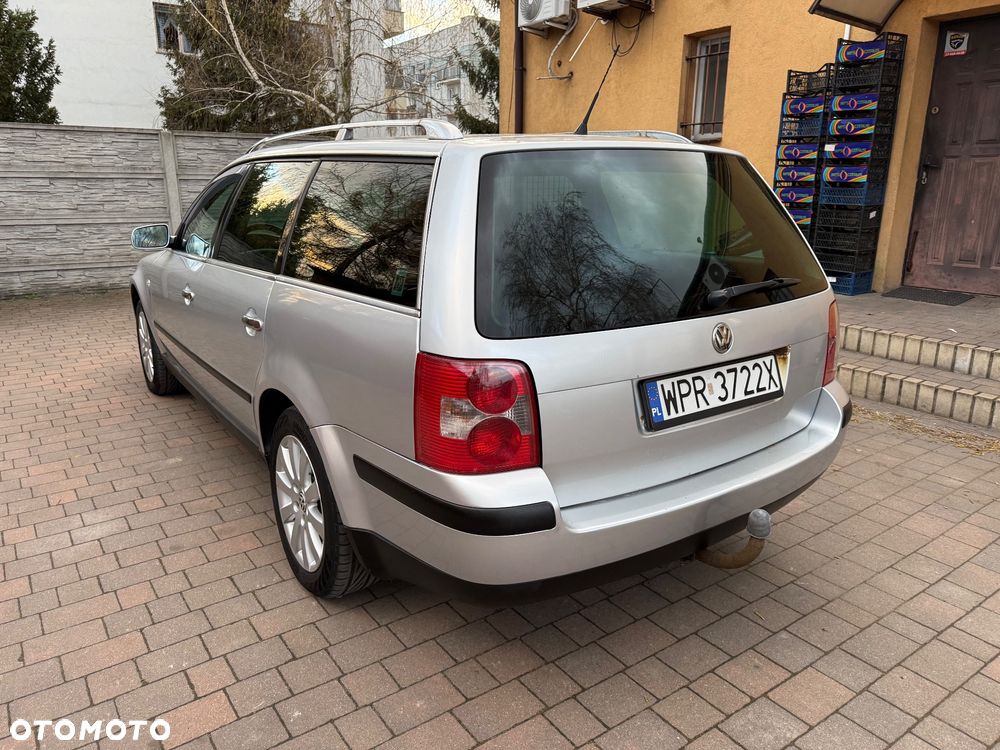 Volkswagen Passat 1.9 TDI Comfortline - 5