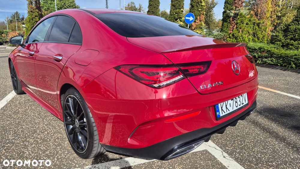 Mercedes-Benz CLA 250 4-Matic 7G-DCT - 21
