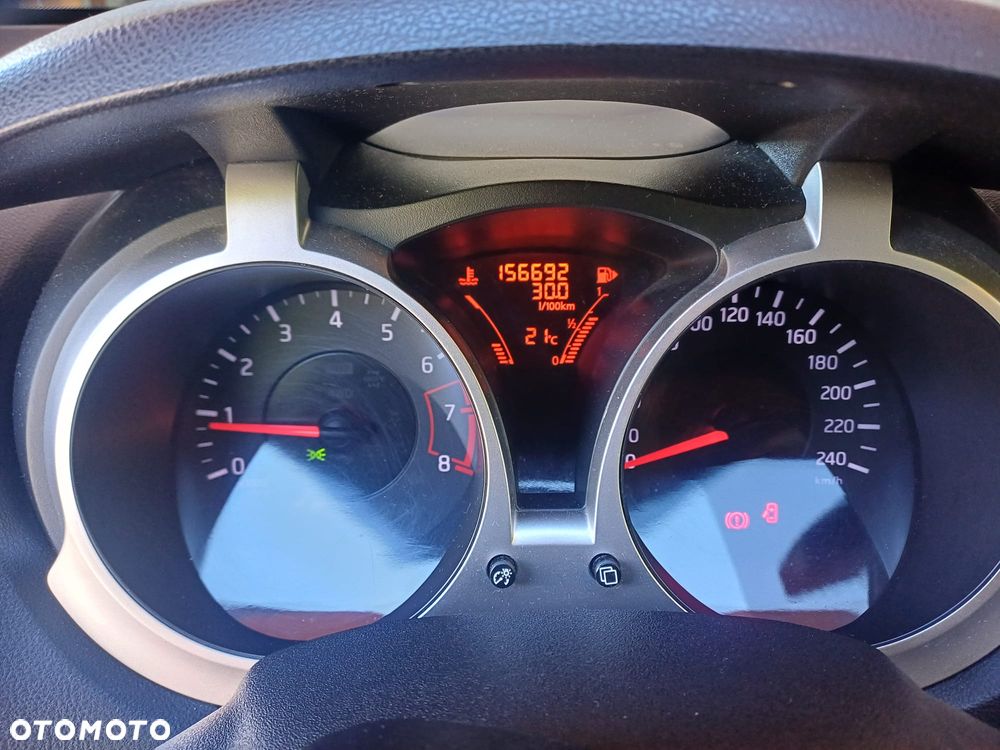 Nissan Juke - 12