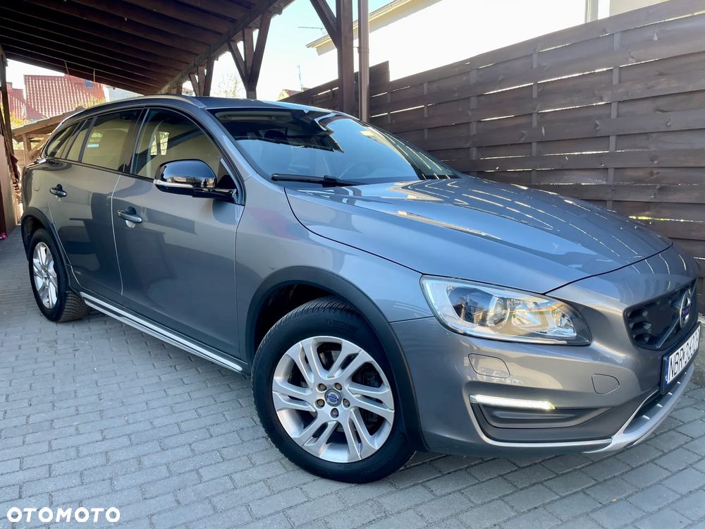 Volvo V60 Cross Country D3 Geartronic Momentum - 29