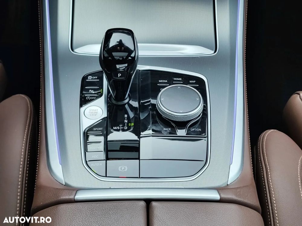 BMW X5 xDrive25d xLine - 27