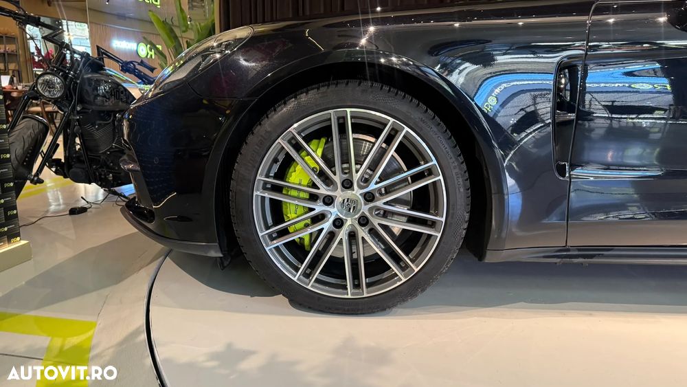 Porsche Panamera 4 - 10