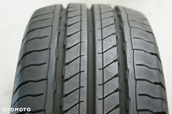 215/65R15C CONTINENTAL VANCONTACT ULTRA , 8,9mm 2023r B1168