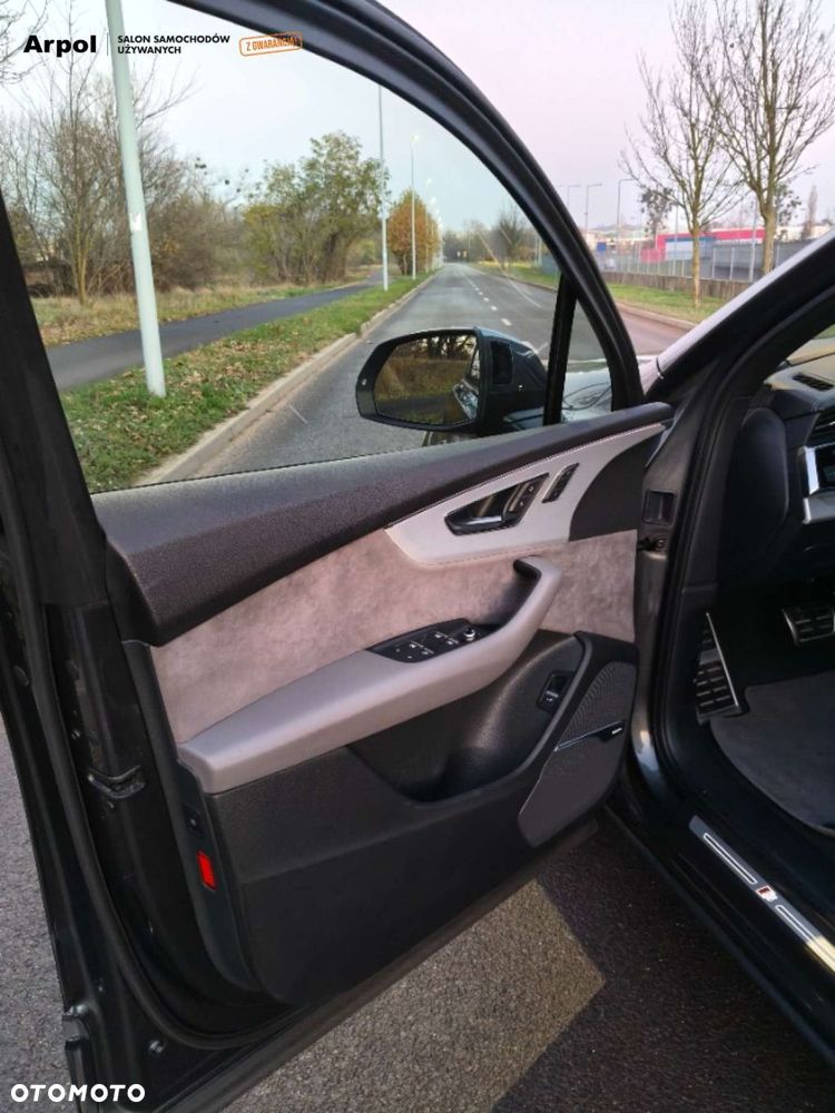 Audi Q7 - 11