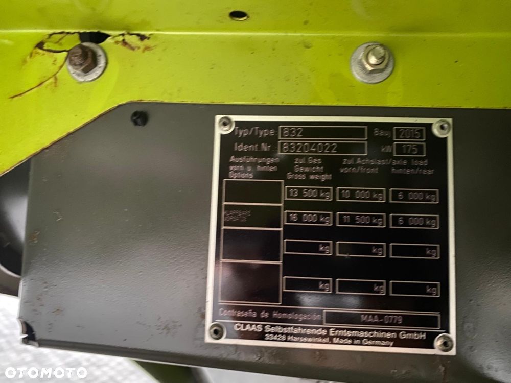 Claas Tucano 320 - 10