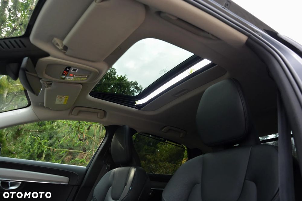 Volvo S90 - 5