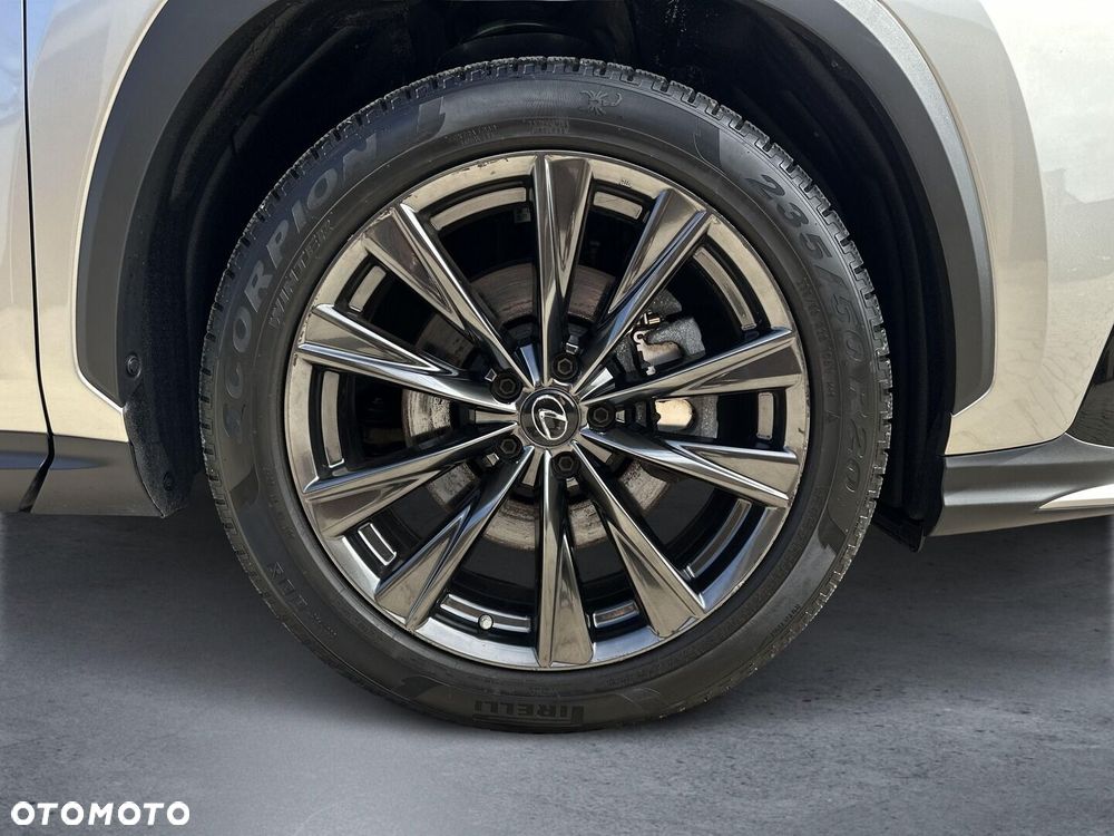 Lexus NX - 24