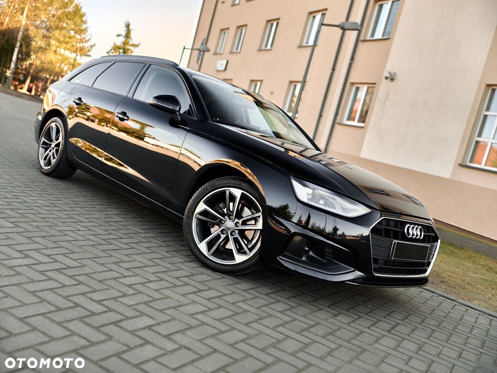 Audi A4 Avant - 1