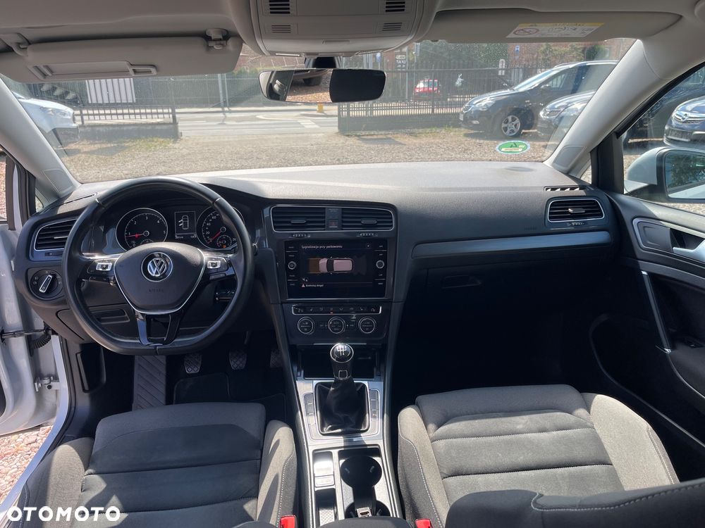 Volkswagen Golf 1.6 TDI Sound - 10