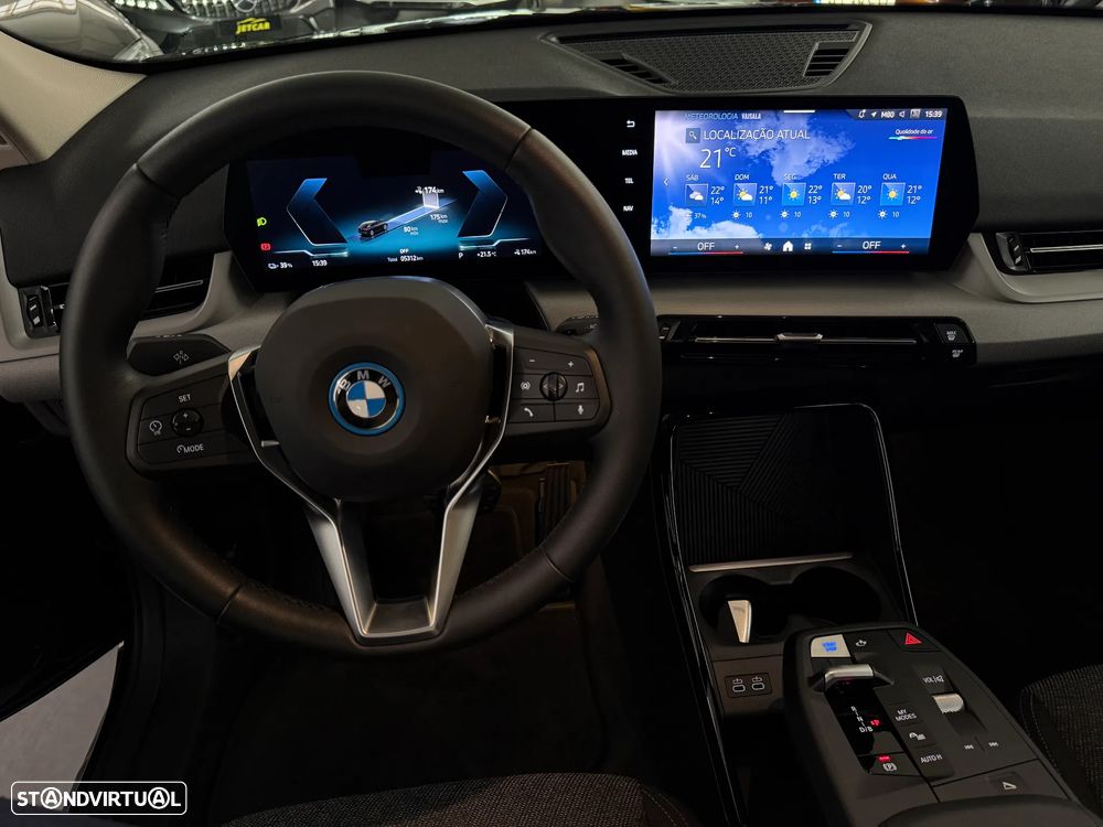 BMW iX2 - 27