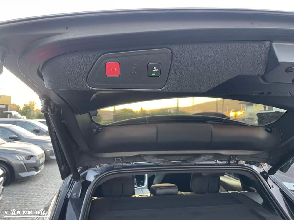 Peugeot 3008 1.2 PureTech GT Line EAT8 - 26