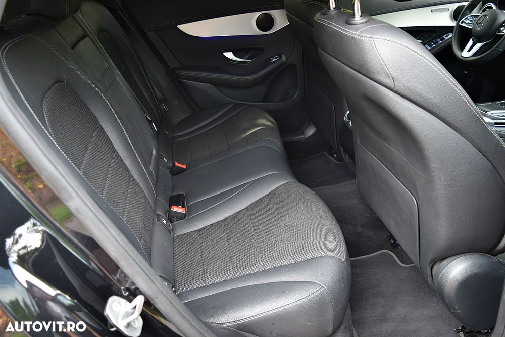 Mercedes-Benz GLC Coupe 220 d 4Matic 9G-TRONIC AMG Line - 22