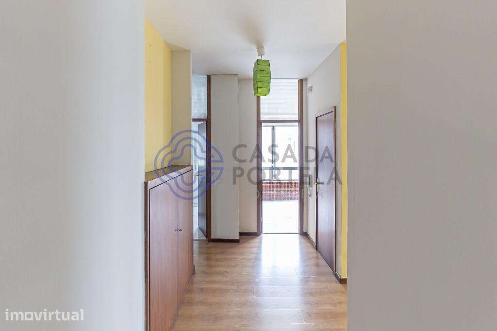 Apartamento T2 na Avenida da República - Grande imagem: 4/45