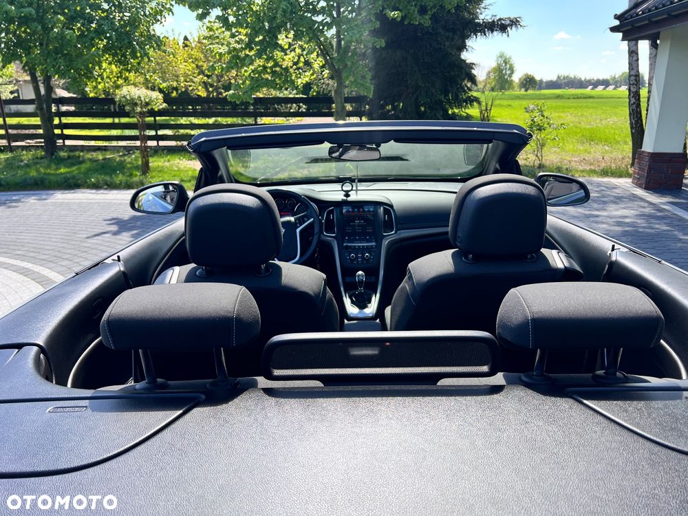 Opel Cascada - 22