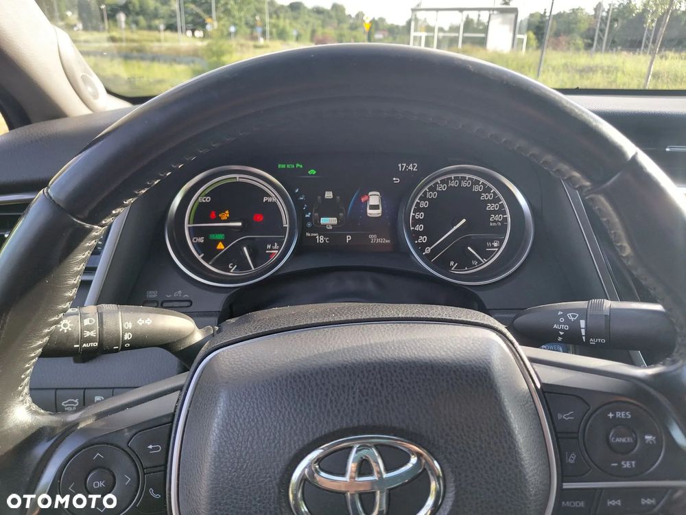 Toyota Camry 2.5 Hybrid Executive CVT - 4