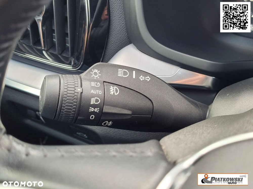Volvo V60 D3 Momentum Pro - 33
