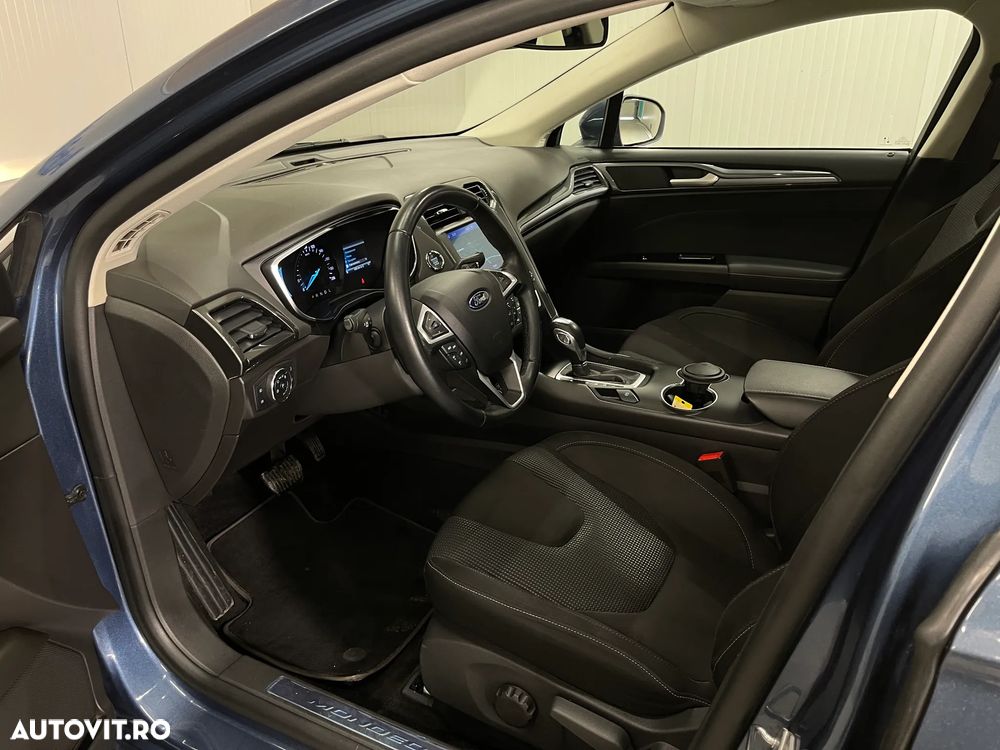 Ford Mondeo 2.0 HEV Titanium - 5