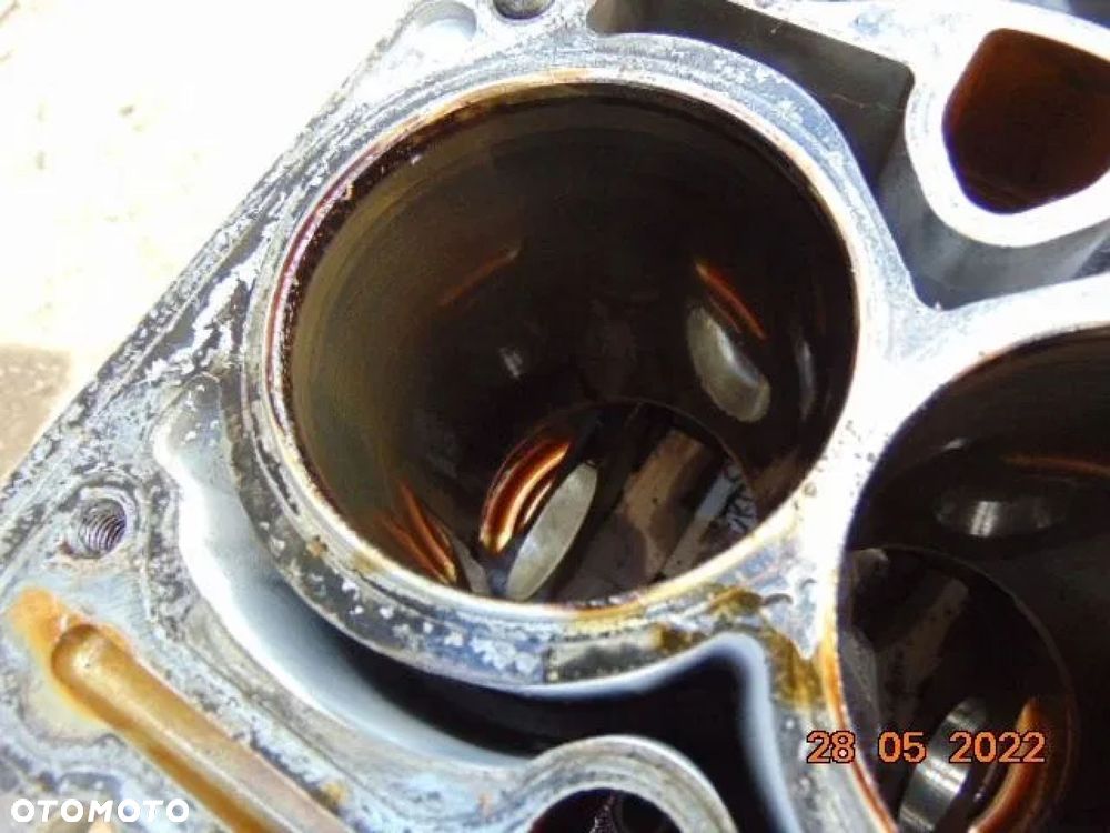 BMW E90 E87 E46 2.0i BLOK SILNIKA N46B20BA - 8