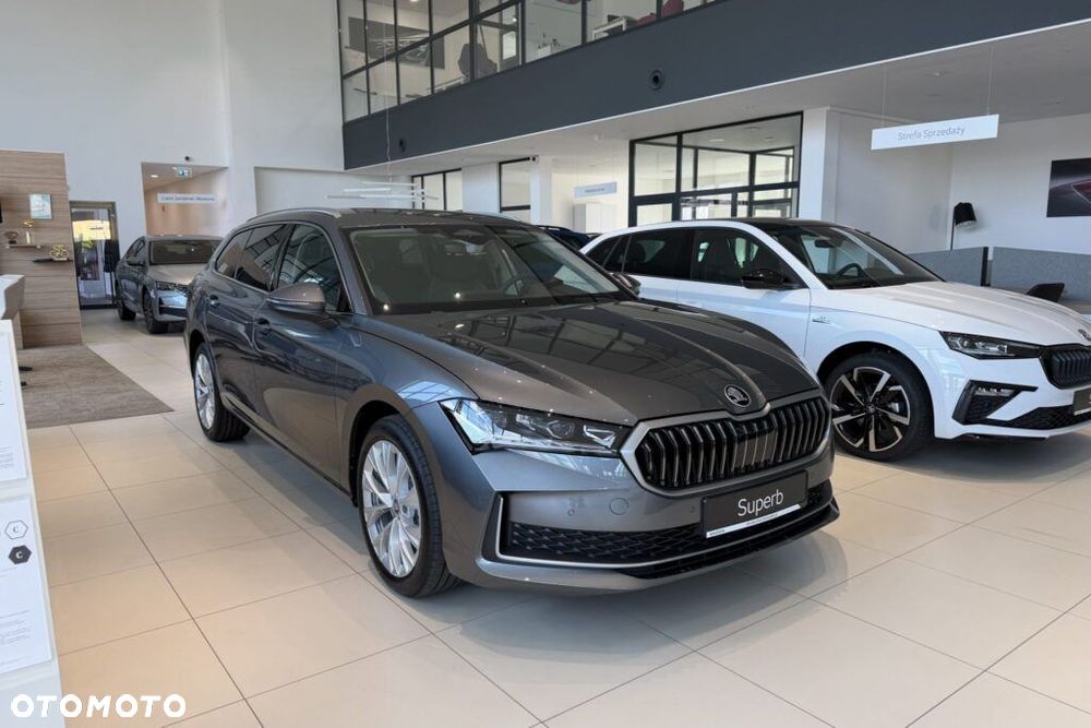 Skoda Superb 2.0 TDI SCR Drive DSG - 9