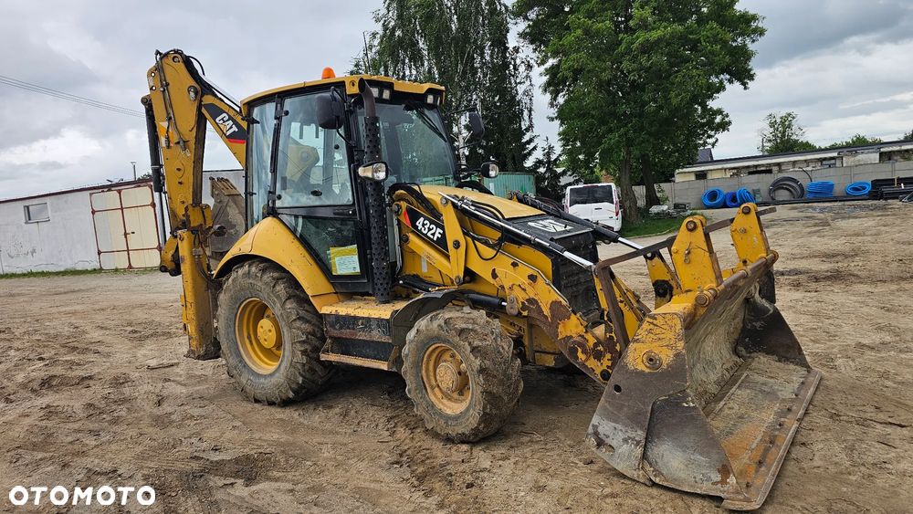 Caterpillar 428E - 2