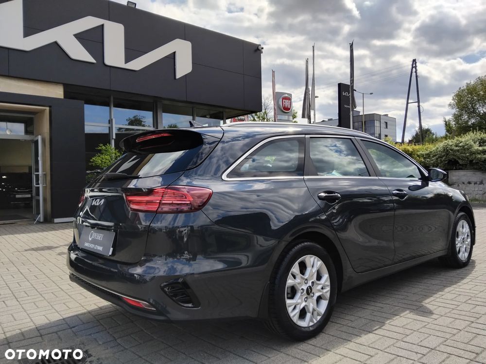 Kia Ceed 1.5 T-GDI M - 4