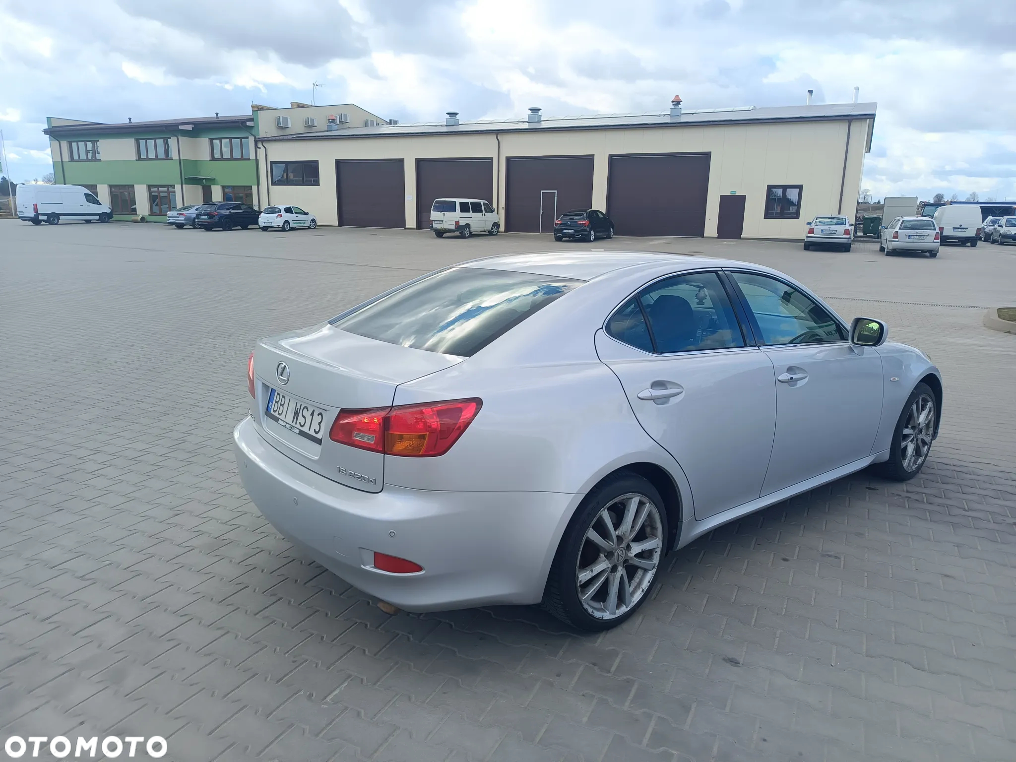 Lexus IS 220d - 11