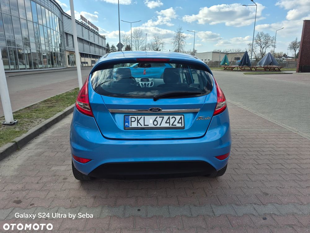 Ford Fiesta 1.4 Champions Edition - 4